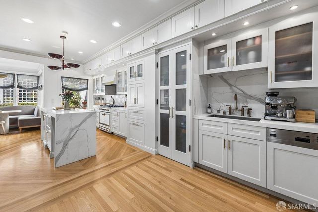 2196 Jackson Street, San Francisco, CA 94115