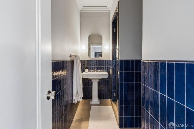 2196 Jackson Street, San Francisco, CA 94115