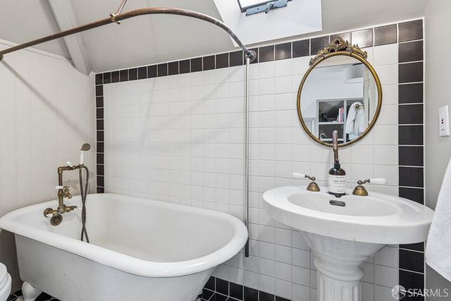 2196 Jackson Street, San Francisco, CA 94115