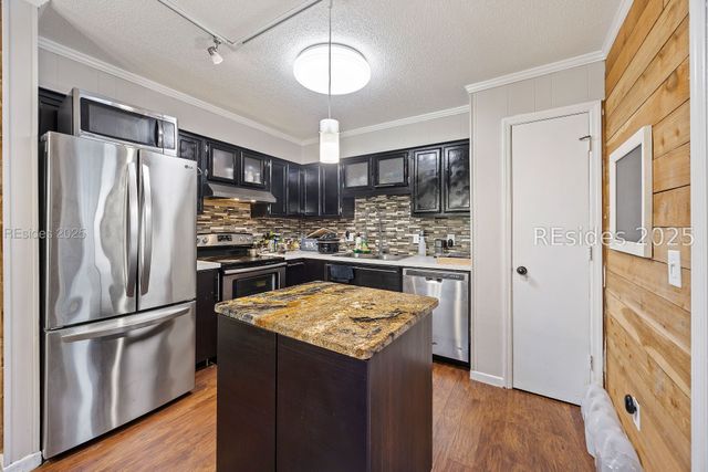 104 Cordillo Pkwy Apt B8, Hilton Head Island, SC 29928