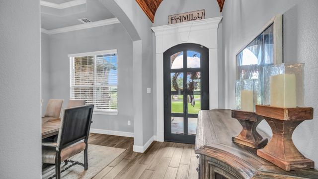 321 Canyon West Drive, Weatherford, TX 76087