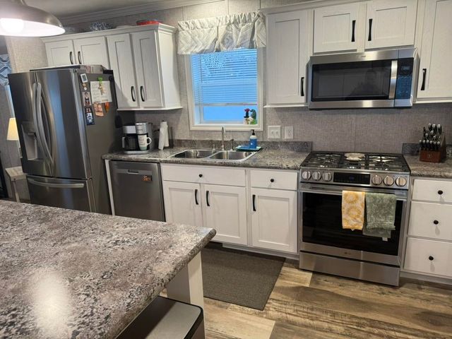 30 Hill Top Circle, Richmond, VT 05477