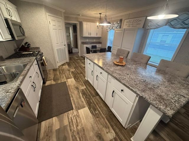 30 Hill Top Circle, Richmond, VT 05477