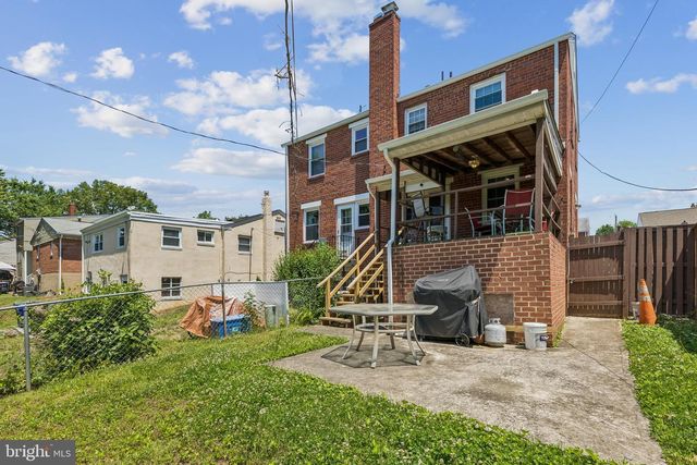 2134 S POLLARD ST, Arlington, VA 22204