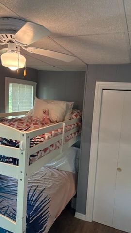 W862 Florence ROAD, Genoa City, WI 53128