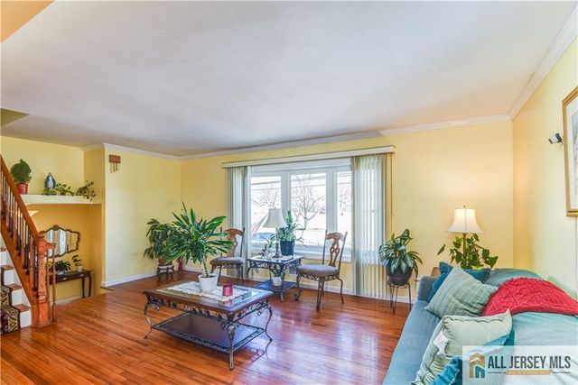 49 Ernston Road, Sayreville, NJ 08859