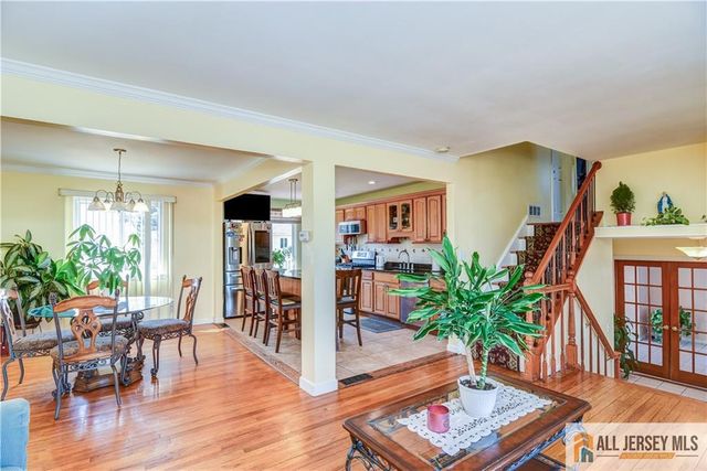 49 Ernston Road, Sayreville, NJ 08859