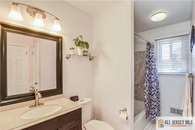 49 Ernston Road, Sayreville, NJ 08859