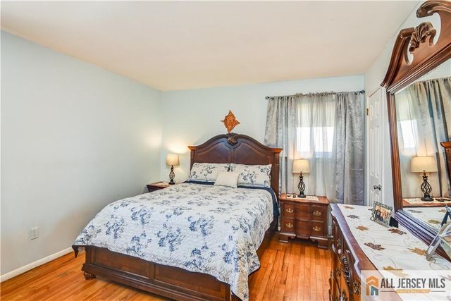 49 Ernston Road, Sayreville, NJ 08859