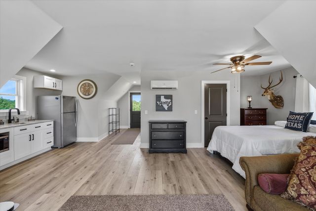 2408 Vz County Road 3104, Edgewood, TX 75117