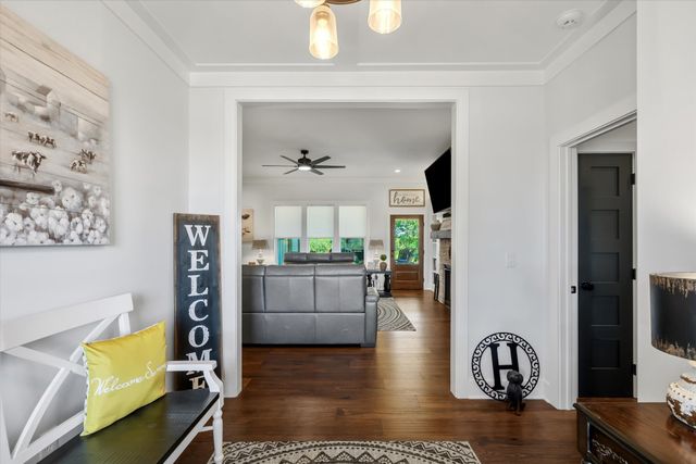 2408 Vz County Road 3104, Edgewood, TX 75117