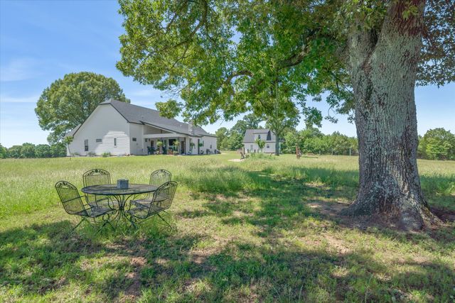 2408 Vz County Road 3104, Edgewood, TX 75117