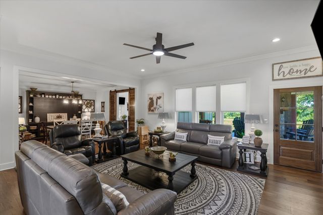 2408 Vz County Road 3104, Edgewood, TX 75117