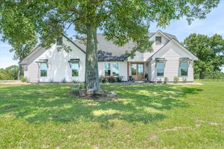 2408 Vz County Road 3104, Edgewood, TX 75117
