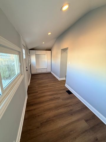 1029 N Keystone Avenue, Chicago, IL 60651