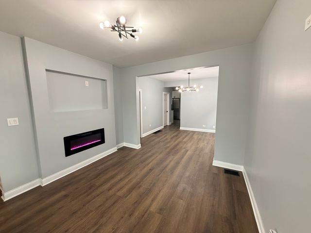 1029 N Keystone Avenue, Chicago, IL 60651