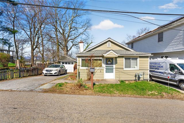19 Samstag Avenue, Ossining, NY 10562