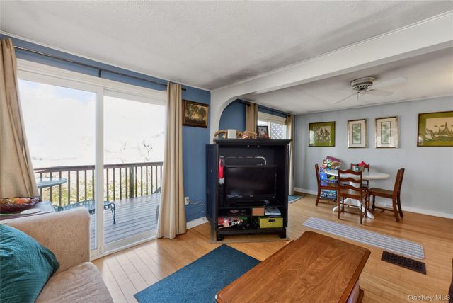 19 Samstag Avenue, Ossining, NY 10562