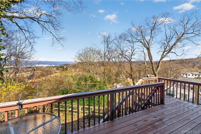 19 Samstag Avenue, Ossining, NY 10562