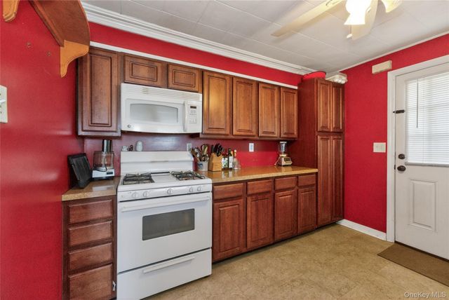 19 Samstag Avenue, Ossining, NY 10562