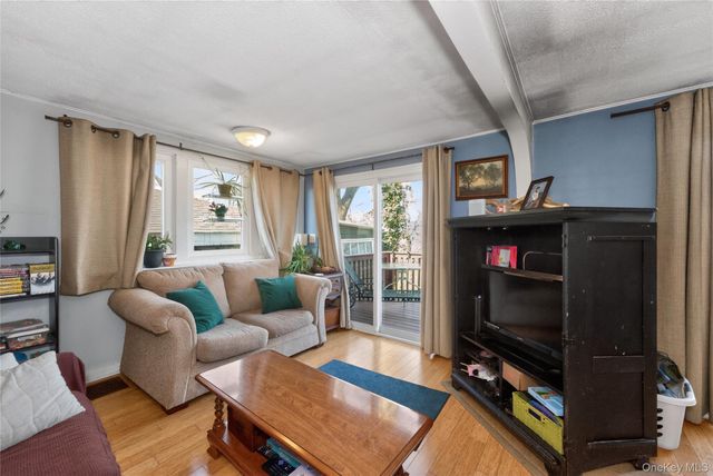 19 Samstag Avenue, Ossining, NY 10562
