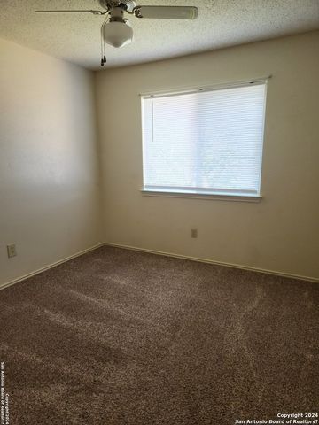 11427 Long Trail, San Antonio, TX 78245