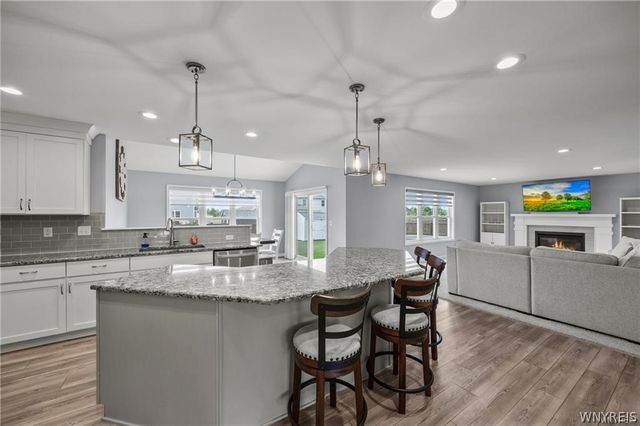 6114 Wildwood Way, Lockport Town, NY 14094