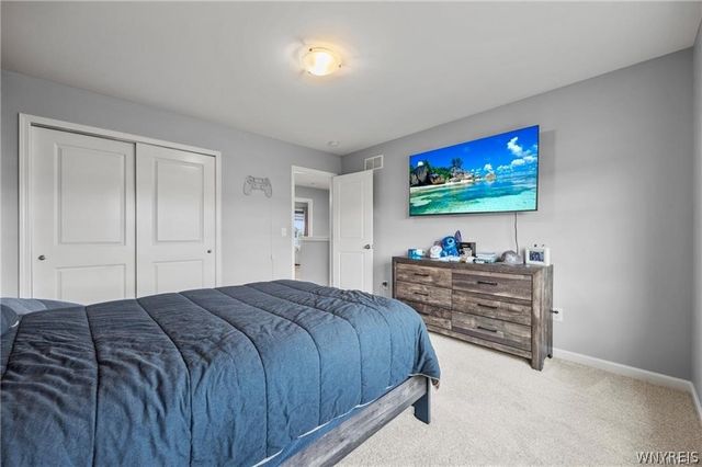 6114 Wildwood Way, Lockport Town, NY 14094