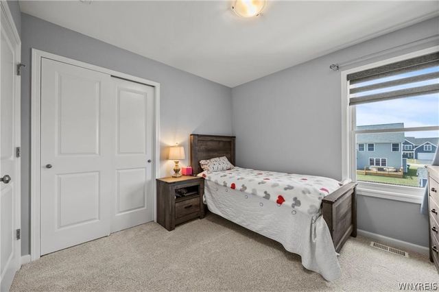 6114 Wildwood Way, Lockport Town, NY 14094