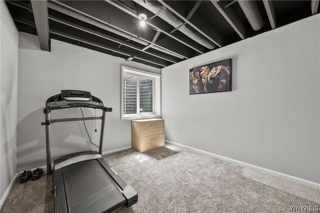 6114 Wildwood Way, Lockport Town, NY 14094