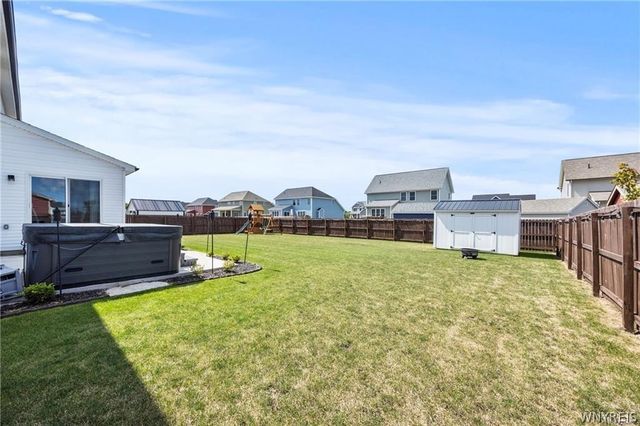 6114 Wildwood Way, Lockport Town, NY 14094