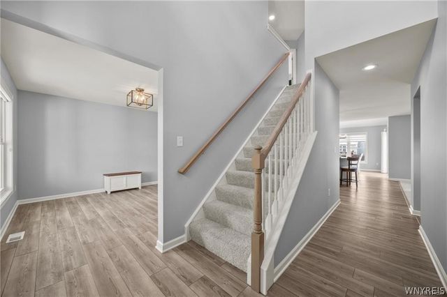 6114 Wildwood Way, Lockport Town, NY 14094