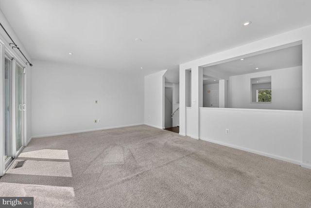 12054 EDGEMERE CIR, Reston, VA 20190