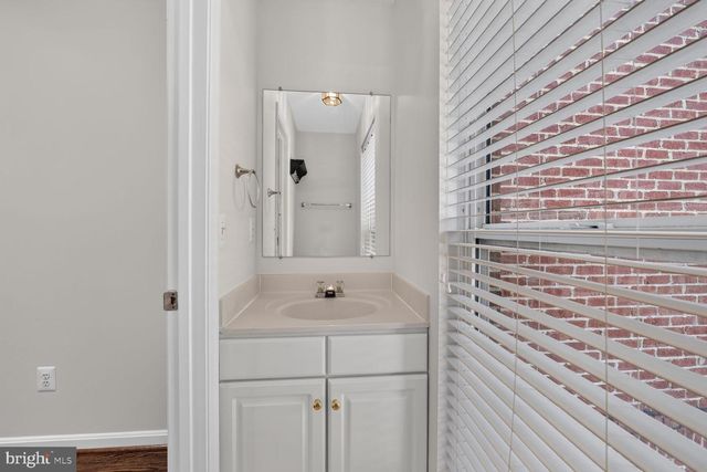 12054 EDGEMERE CIR, Reston, VA 20190
