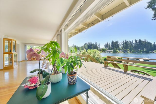 2605 S 304th Street, Federal Way, WA 98003