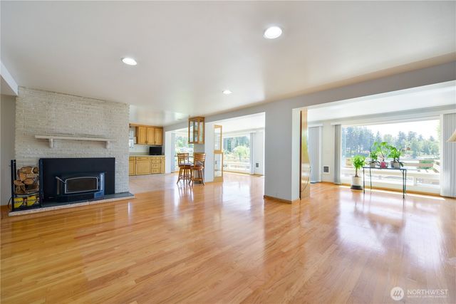 2605 S 304th Street, Federal Way, WA 98003