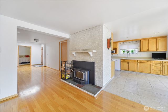 2605 S 304th Street, Federal Way, WA 98003