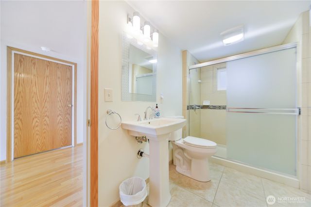 2605 S 304th Street, Federal Way, WA 98003