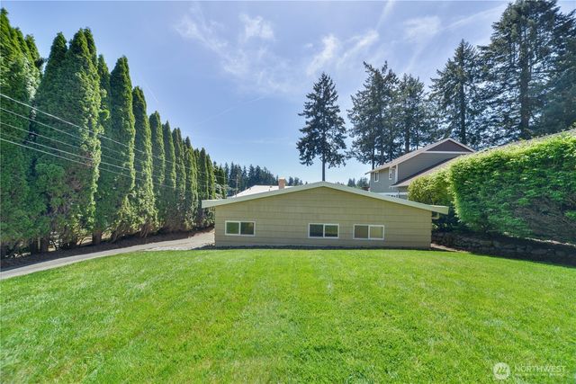 2605 S 304th Street, Federal Way, WA 98003