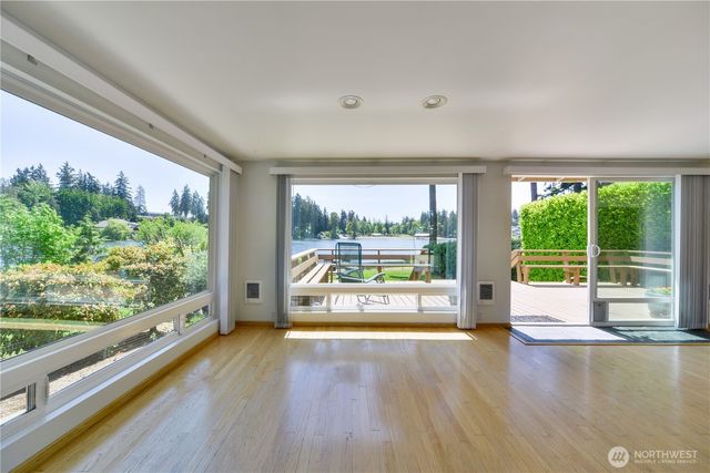 2605 S 304th Street, Federal Way, WA 98003