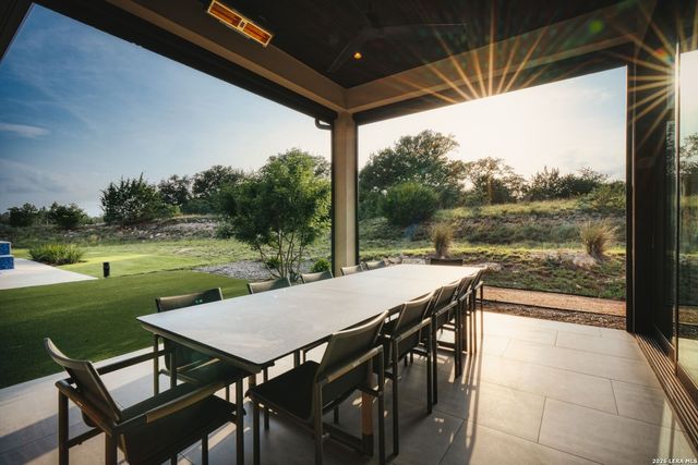 211 Clubs Dr, Boerne, TX 78006