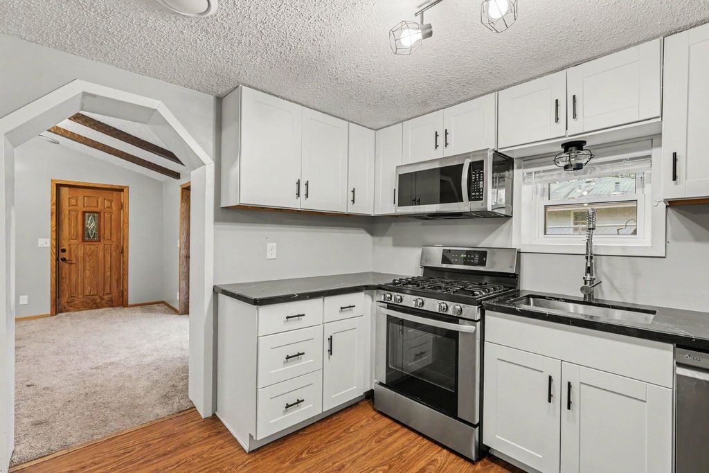 231 Longfellow Street NE, Fridley, MN 55432 — photo 4