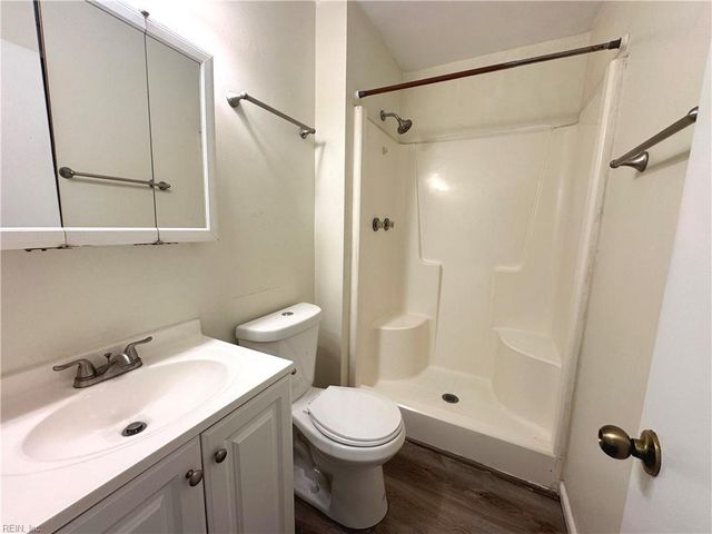 3836 Clearwood CT, Virginia Beach, VA 23453