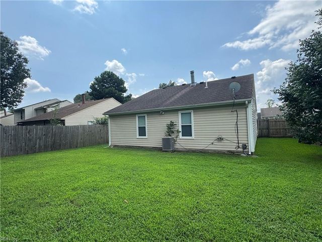 3836 Clearwood CT, Virginia Beach, VA 23453