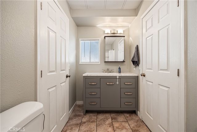 22813 Via Santana, Nuevo, CA 92567