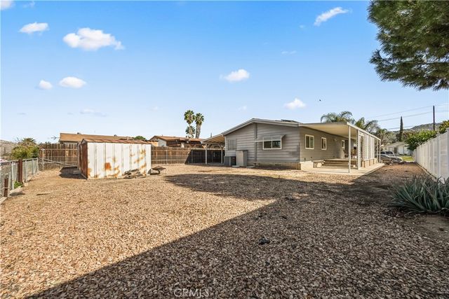 22813 Via Santana, Nuevo, CA 92567