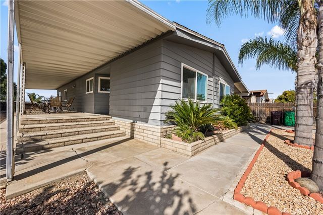 22813 Via Santana, Nuevo, CA 92567