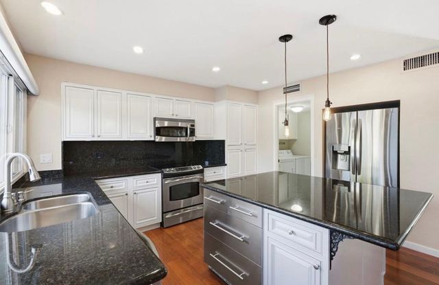 4026 N Granite Reef Road, Scottsdale, AZ 85251