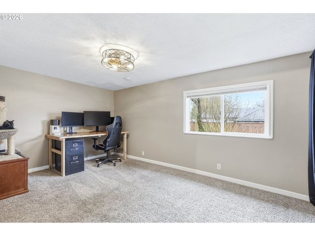 1026 PROSPECT St, Oregon City, OR 97045