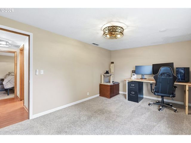 1026 PROSPECT St, Oregon City, OR 97045